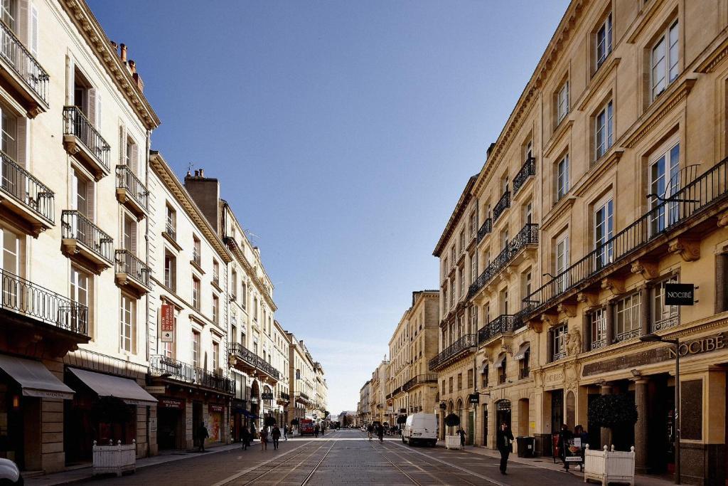 Maison D'Hotes Bordeaux Centre Le Patio De L'Intendance Exterior foto